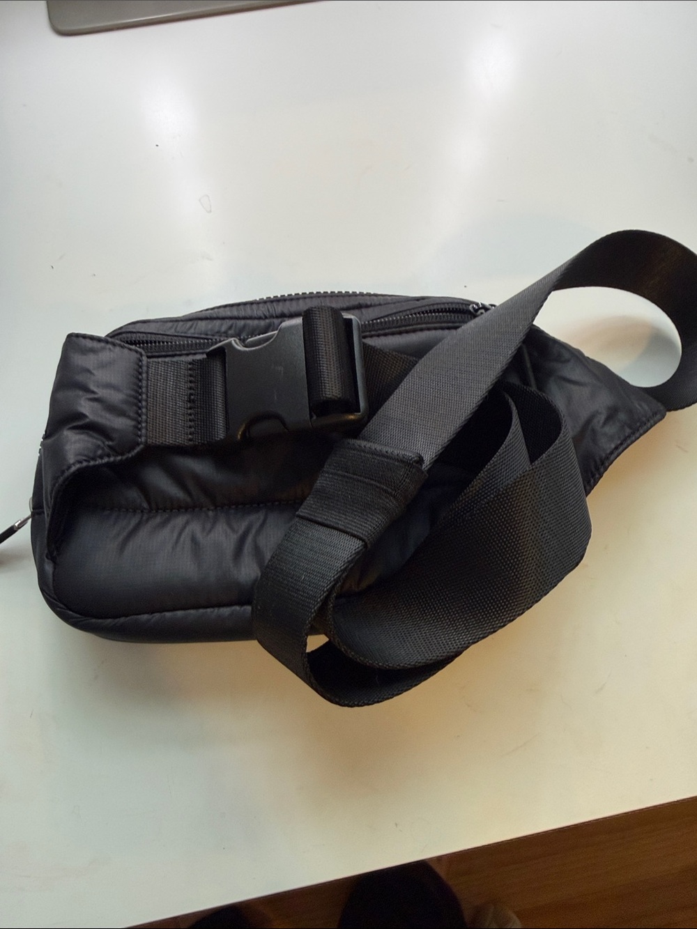 lululemon athletica Black Quilted Belt Bag - Picture 3 of 6